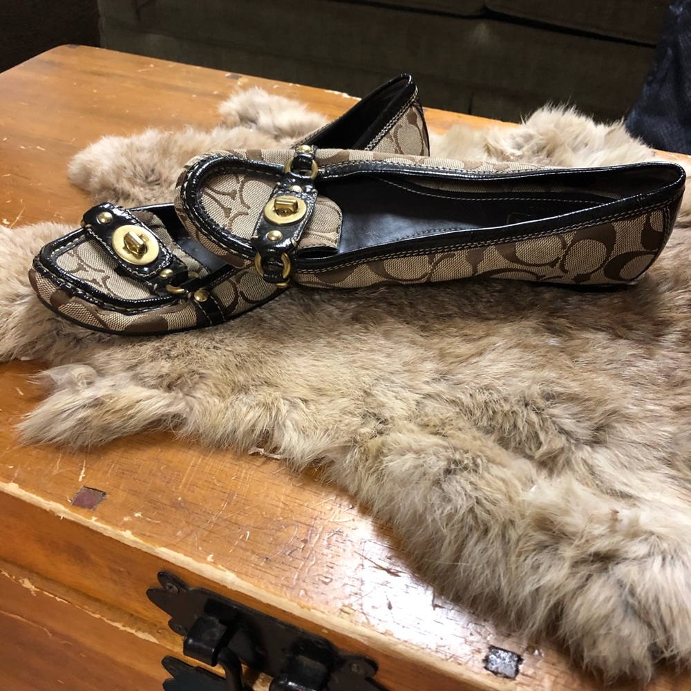 Coach ladies shoes size 8 1/2